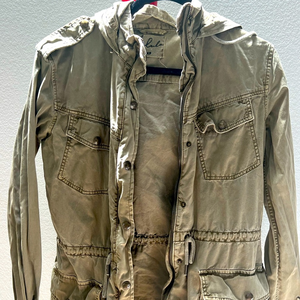 Aritzia green military jacket size XS